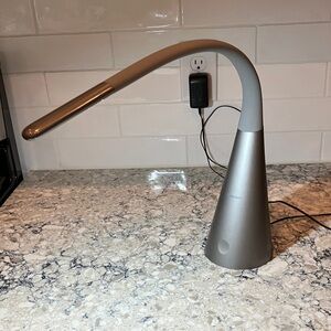 Sleek Silver Desk Lamp with Flexible Neck 26”